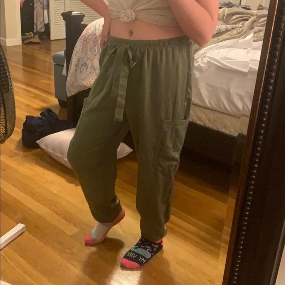 Joggers - Picture 2 of 5